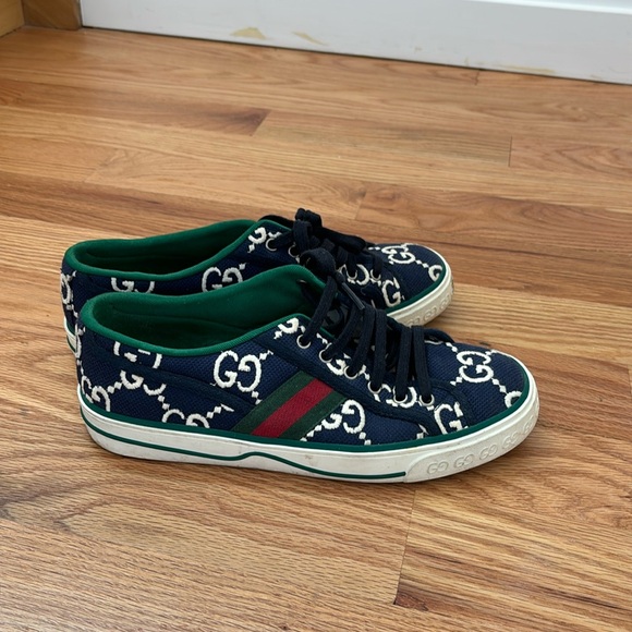 Gucci sneakers - Picture 1 of 6